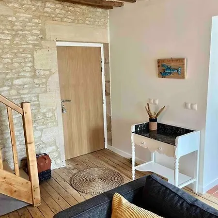 La Petite Baleine, Appt A 50m De La * لوك-سور-مير